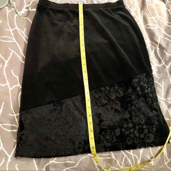 Two piece crushed velvet dress -FWH - Picture 10 of 11